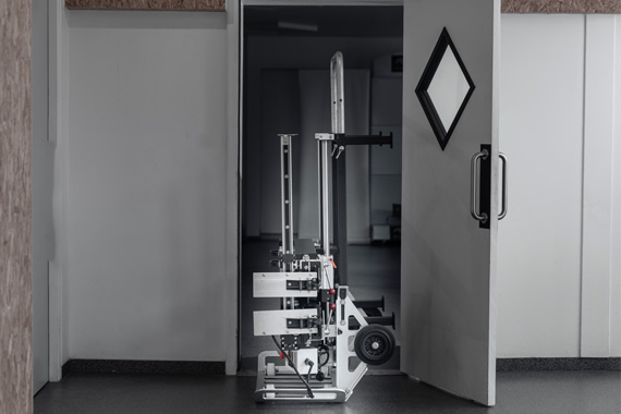 DIMOS P4600クレーンでの運搬も可能